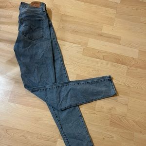 Levi jeans